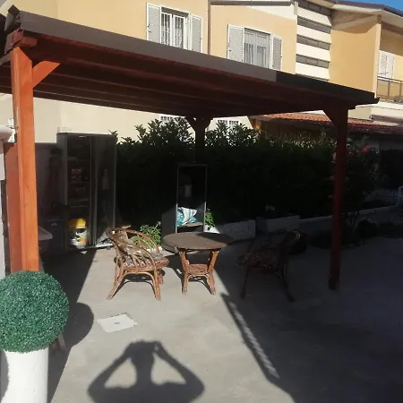 Lägenhet Aurora Fronte